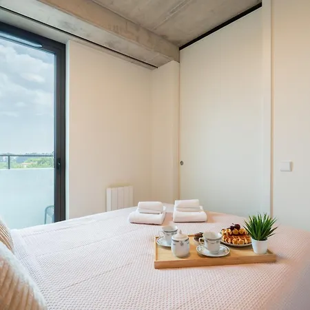 Host Wise - Seaside Bright Flat W Balcony 아파트 레카다팔메이라