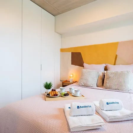 Host Wise - Seaside Bright Flat W Balcony