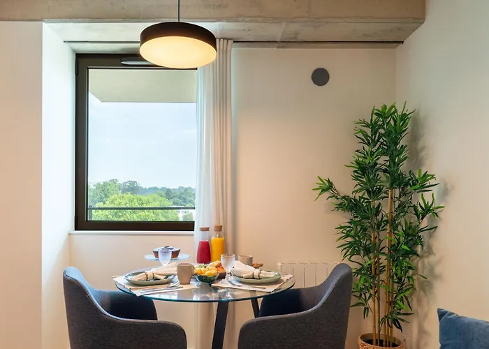 Host Wise - Seaside Bright Flat W Balcony 레카다팔메이라